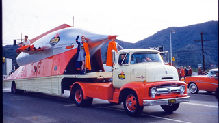 Marvel At The Lost World Of "Supermarket Spaceships"